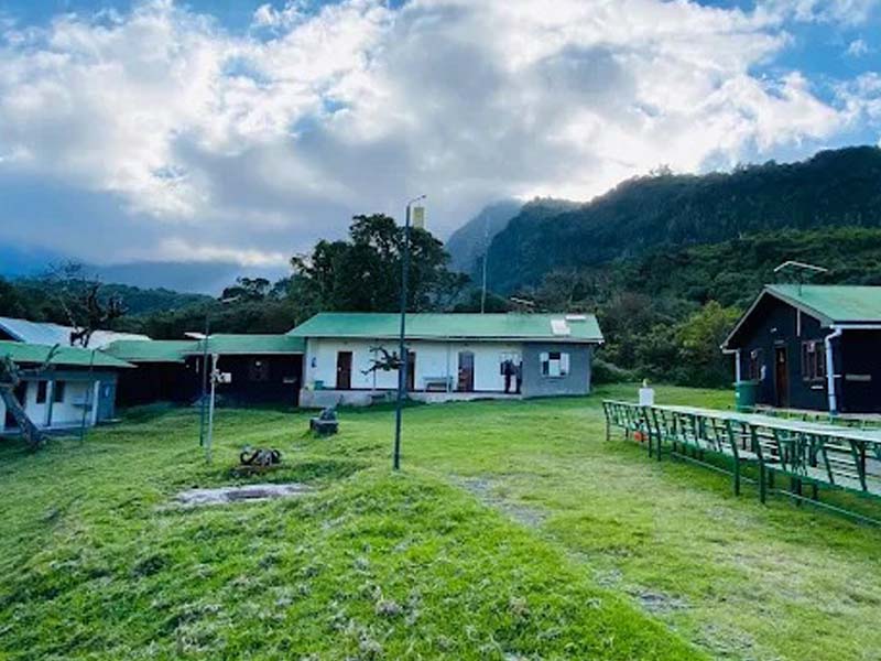 Trek from Momella Gate to Miriakamba Hut photo 2