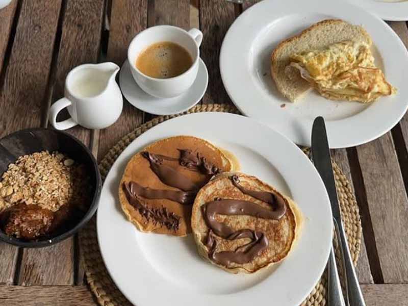 Fly to Zanzibar photo 2