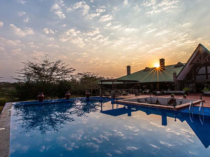 Lake Manyara Kilimamoja Lodge → Lake Eyasi ( hadzabe & Datoga tribe ) → Karatu photo 2